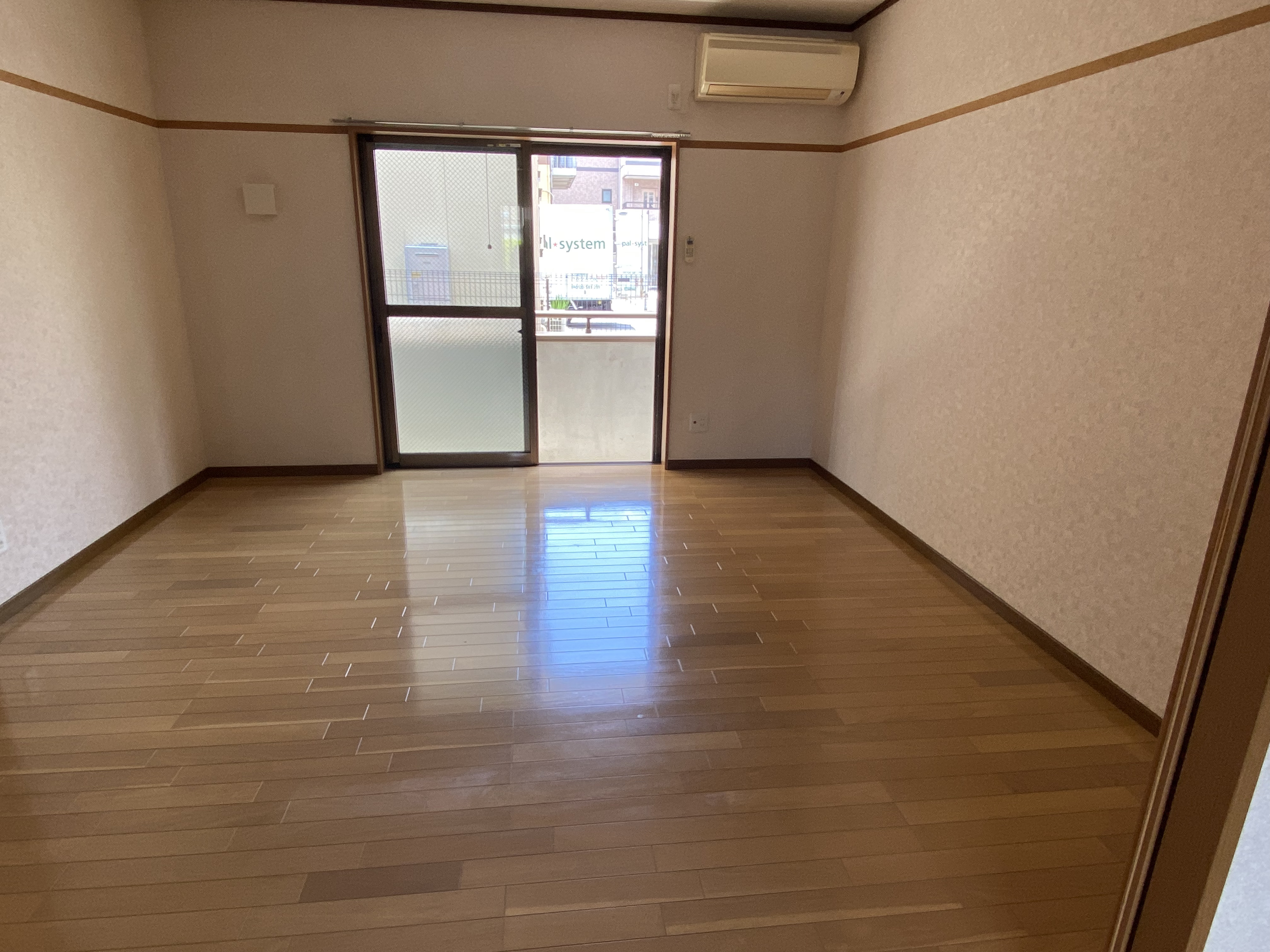 サンフラワー 外観